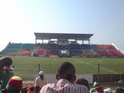 StAdE dE pOintE - NoIrE